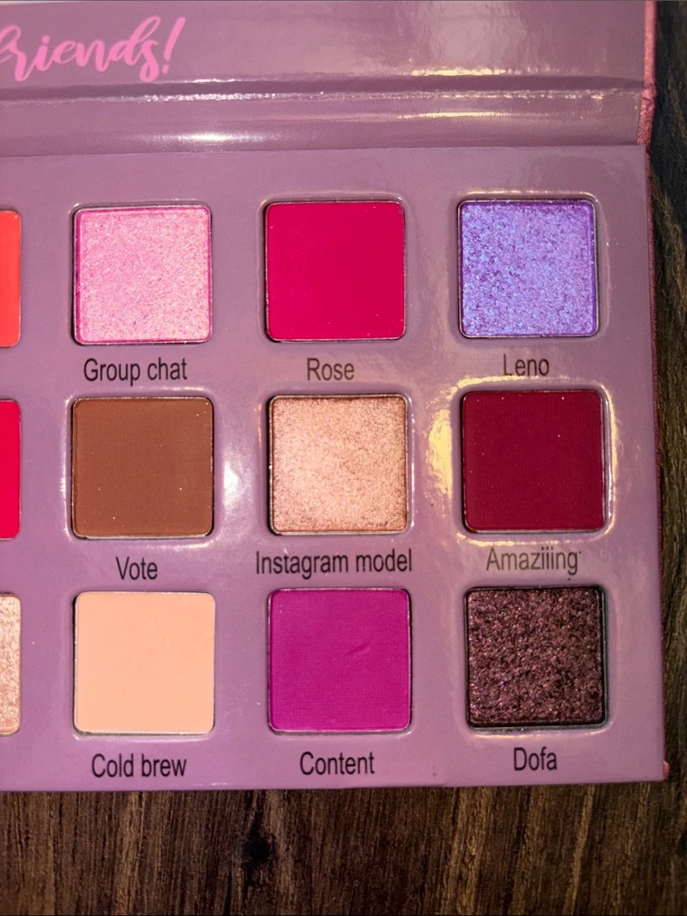 Hi Friends! Smokey Glow Eyeshadow Palette
